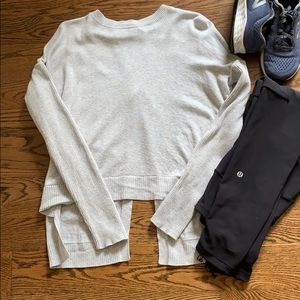 LIKE NEW! Athleta sweater🌸